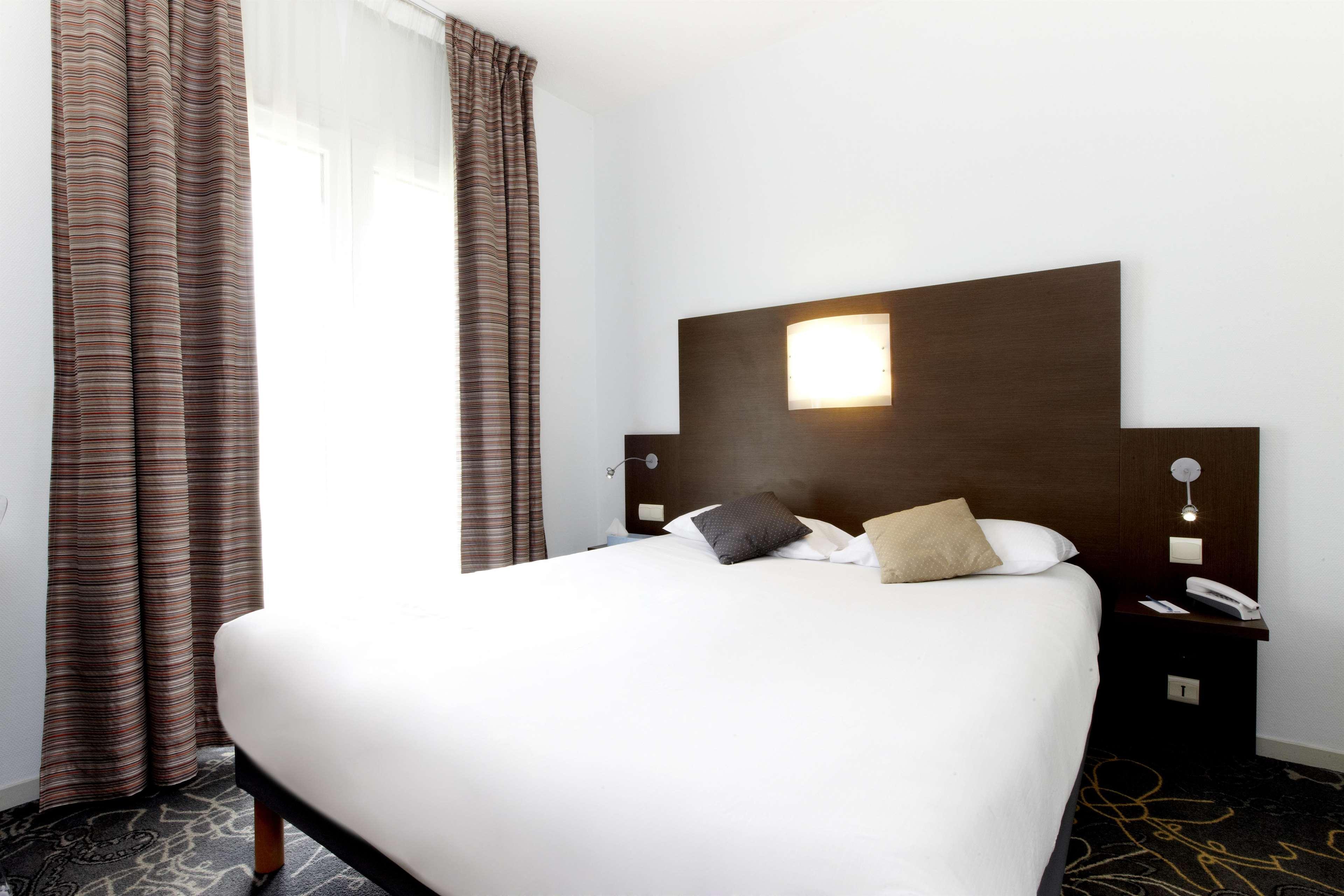 Hotel Kyriad La Rochelle Centre Ville Eksteriør billede